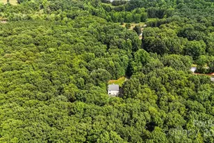 946 Laurelwood Dr, Clover, SC 29710 - Photo 36