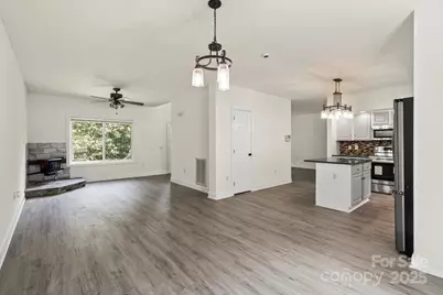 946 Laurelwood Drive, Clover, SC 29710 - Photo 6