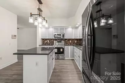 946 Laurelwood Drive, Clover, SC 29710 - Photo 10