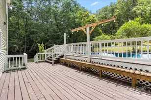 946 Laurelwood Dr, Clover, SC 29710 - Photo 32