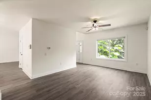 946 Laurelwood Dr, Clover, SC 29710 - Photo 14