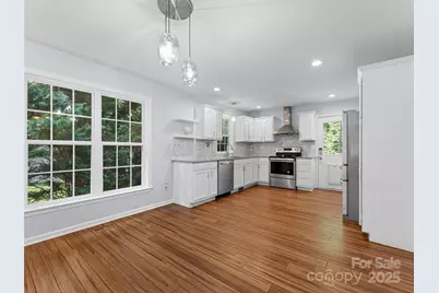 690 Mountain Road, Hendersonville, NC 28791 - Photo 8