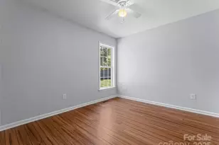 690 Mountain Rd, Hendersonville, NC 28791 - Photo 20