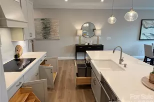 12046 Lavinia Ln, Charlotte, NC 28277 - Photo 6