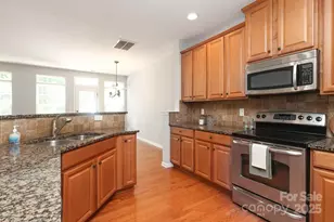 729 Naramore St, Davidson, NC 28036 - Photo 8