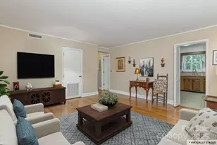 102 Boyd Dr, Flat Rock, NC 28731 - Photo 8