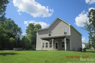 504 Stone River Pkwy, Mount Holly, NC 28120 - Photo 4