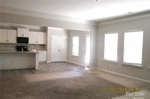 504 Stone River Pkwy, Mount Holly, NC 28120 - Photo 10