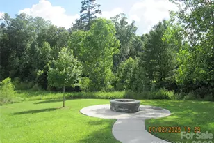 504 Stone River Pkwy, Mount Holly, NC 28120 - Photo 8