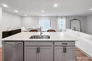 2807 Oldfield Dr, Monroe, NC 28110 - Photo 10