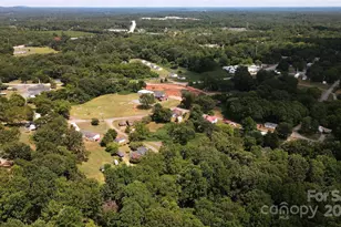 161 Corry St, Blacksburg, SC 29702 - Photo 10