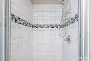 150 Sondley Pkwy, Asheville, NC 28805 - Photo 18