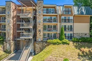 111 Bowling Park Rd, Asheville, NC 28803 - Photo 2