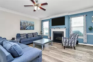 204 Kingston Drive, Mount Holly, NC 28120 - Photo 6