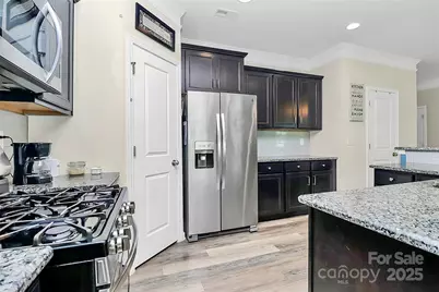 204 Kingston Drive, Mount Holly, NC 28120 - Photo 10