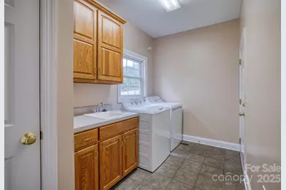 2640 Ironwood Drive, Hickory, NC 28602 - Photo 18