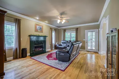 2640 Ironwood Drive, Hickory, NC 28602 - Photo 10