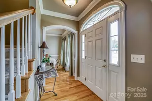 2640 Ironwood Dr, Hickory, NC 28602 - Photo 6