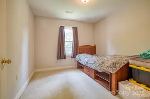 2640 Ironwood Dr, Hickory, NC 28602 - Photo 28