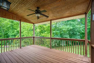 2640 Ironwood Dr, Hickory, NC 28602 - Photo 14