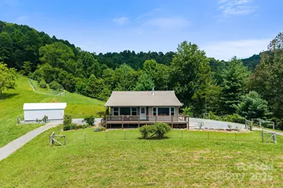 1045 & 1047 Graham Road, Marshall, NC 28753 - Photo 34