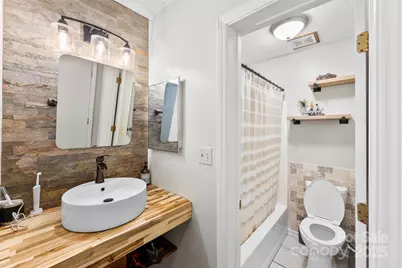 804 Bradford Woods Drive, Charlotte, NC 28209 - Photo 16