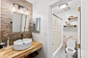 804 Bradford Woods Dr, Charlotte, NC 28209 - Photo 16