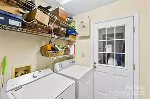 804 Bradford Woods Dr, Charlotte, NC 28209 - Photo 6