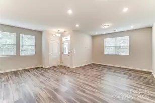 3916 Cheyney Park Dr, Charlotte, NC 28269 - Photo 14