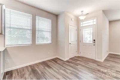 3916 Cheyney Park Drive, Charlotte, NC 28269 - Photo 18