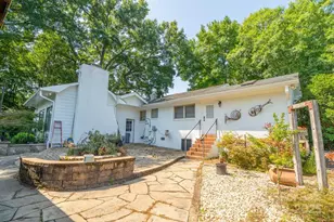 9032 Boyd Dr, Matthews, NC 28105 - Photo 6