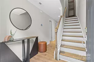 621 Tudor Park Way, Charlotte, NC 28211 - Photo 8