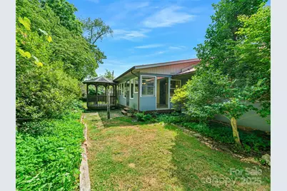 12 Robertson Street, Burnsville, NC 28714 - Photo 32