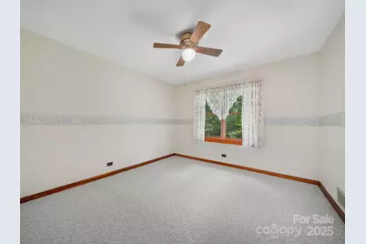 12 Robertson Street, Burnsville, NC 28714 - Photo 24