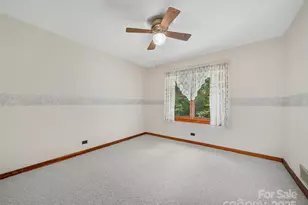 12 Robertson St, Burnsville, NC 28714 - Photo 24