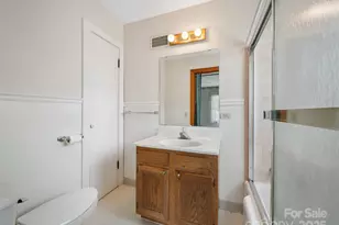 12 Robertson St, Burnsville, NC 28714 - Photo 22