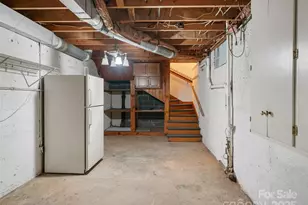 12 Robertson St, Burnsville, NC 28714 - Photo 28