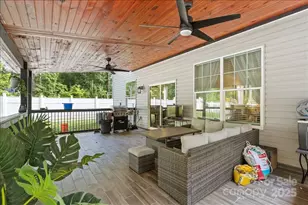 7533 Fire Tree Ln, Charlotte, NC 28227 - Photo 30