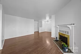 4902 Spring Lake Dr, Charlotte, NC 28212 - Photo 6