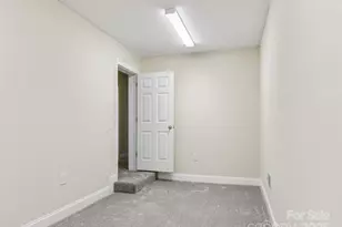 888 W Pointe Dr, Asheville, NC 28806 - Photo 26