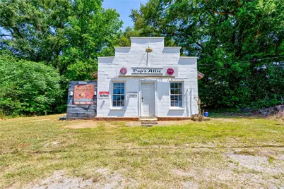 231 E College Avenue, Boiling Springs, NC 28152 - Photo 1