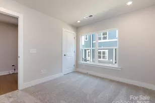 7008 Impulse Ct, Charlotte, NC 28205 - Photo 4