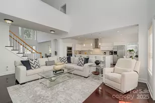 10929 Valley Spring Dr, Charlotte, NC 28277 - Photo 6