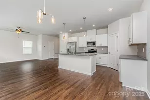 3030 Breslin St, Charlotte, NC 28214 - Photo 8