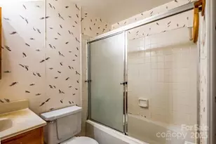 1216 Ogden Pl, Charlotte, NC 28213 - Photo 14