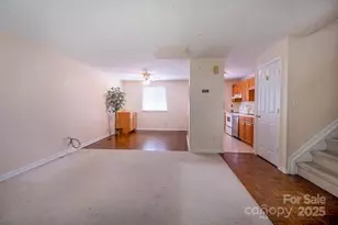 1216 Ogden Pl, Charlotte, NC 28213 - Photo 6