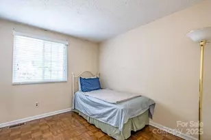 1216 Ogden Pl, Charlotte, NC 28213 - Photo 16