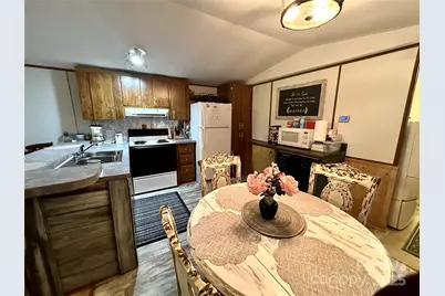 492 Chestnut Mountain Road, Spruce Pine, NC 28777 - Photo 10