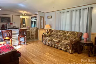 492 Chestnut Mountain Rd, Spruce Pine, NC 28777 - Photo 8