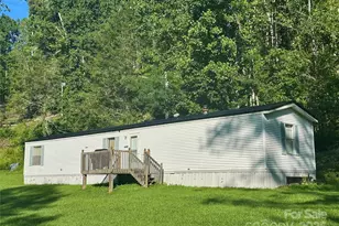 492 Chestnut Mountain Rd, Spruce Pine, NC 28777 - Photo 2